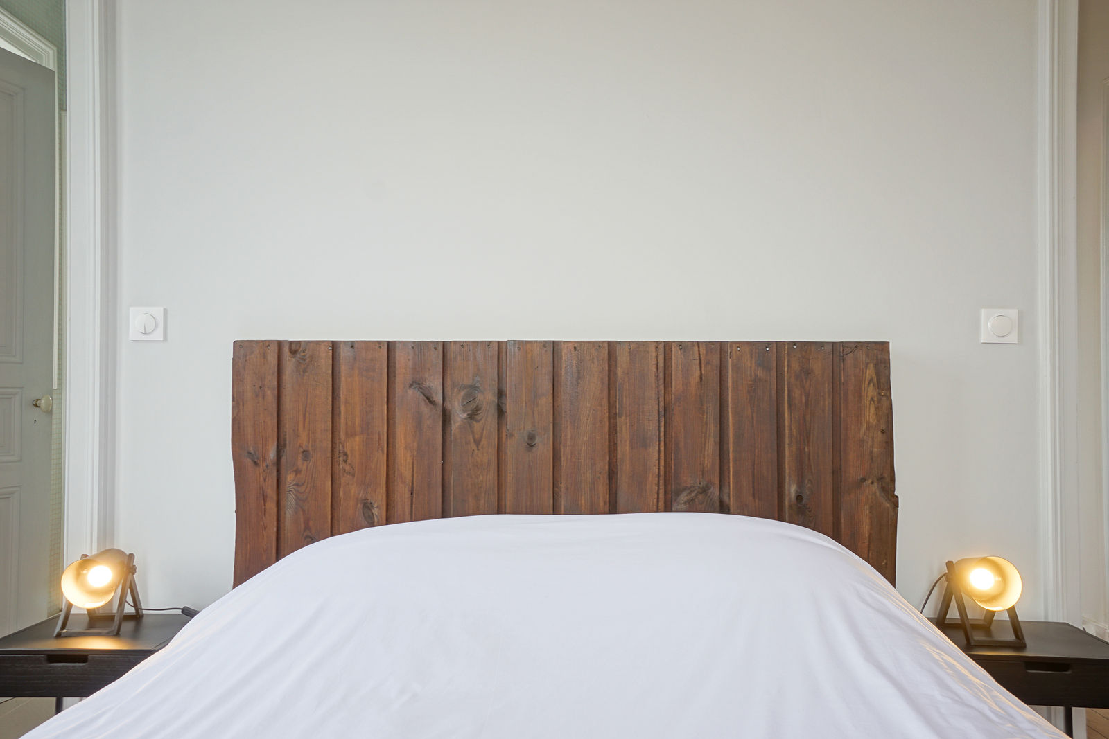A bedroom — Le Manoir Ducey