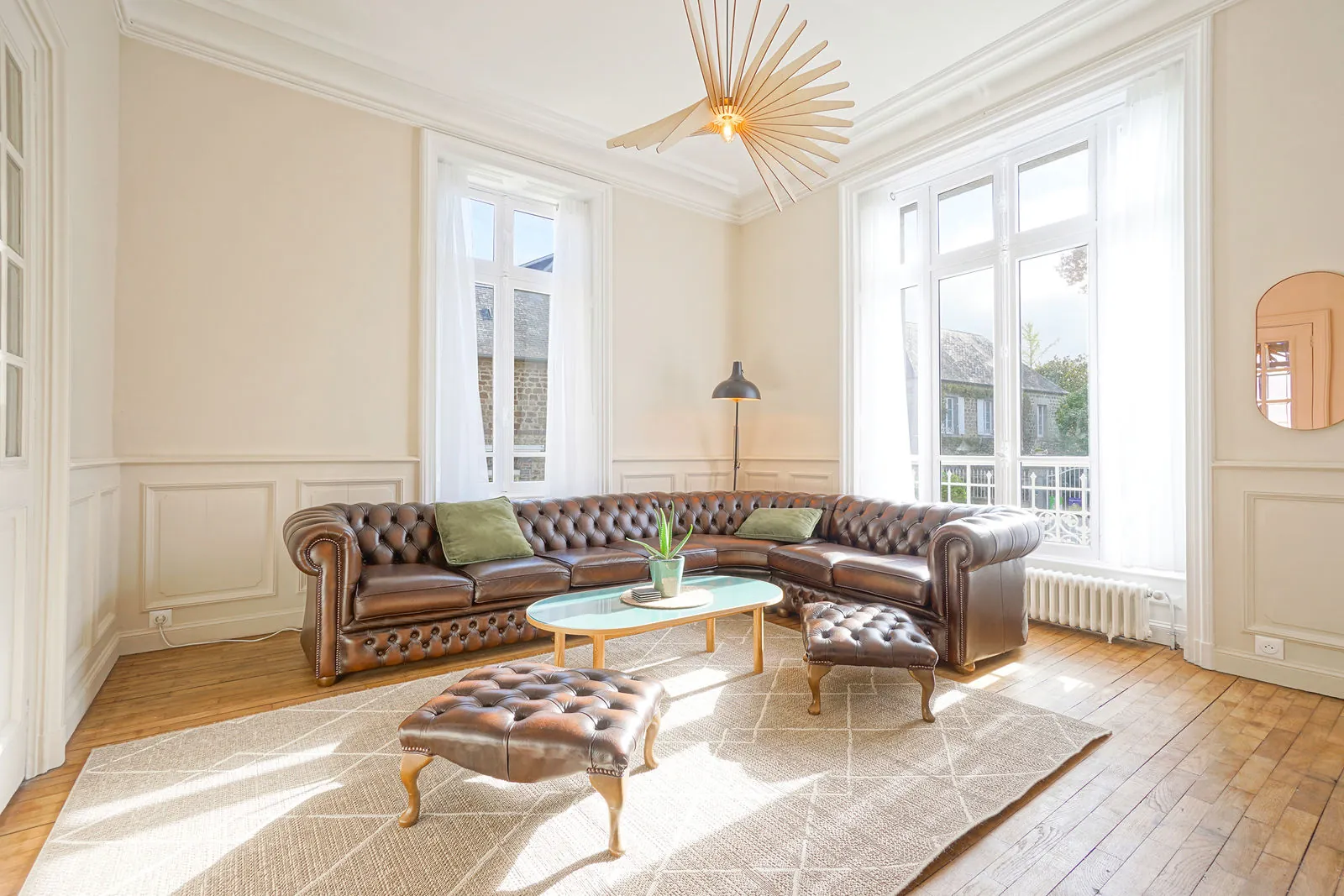 Le grand salon du Manoir Ducey